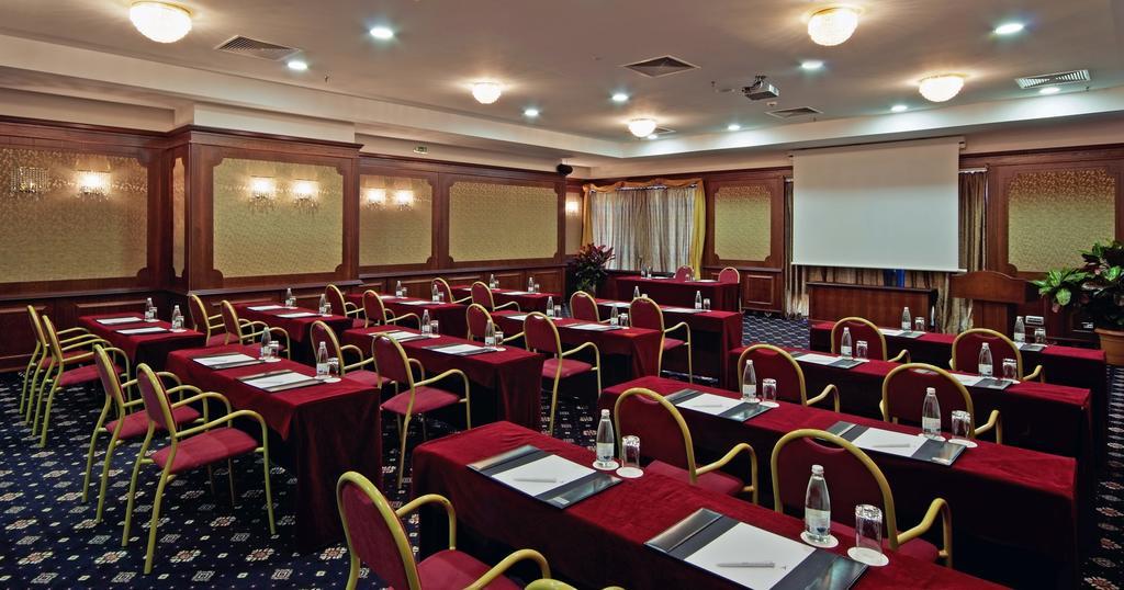 ホテル メリア グランド エルミタージュ ゴールデンサンド エクステリア 写真 Meeting room
