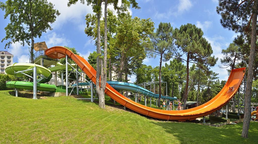 ホテル メリア グランド エルミタージュ ゴールデンサンド エクステリア 写真 Aqua Park